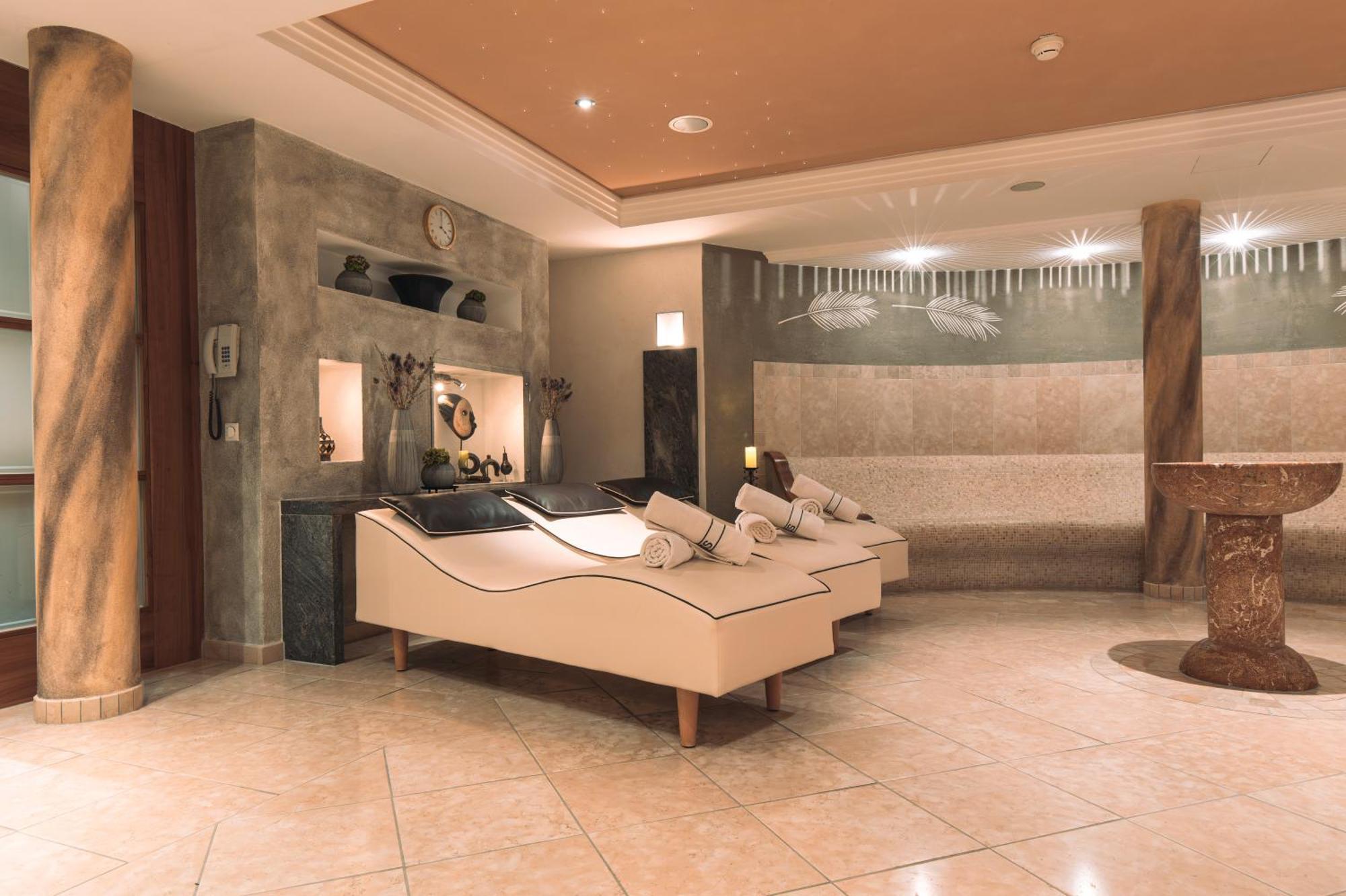 Hotel Olympia Ischgl Ngoại thất bức ảnh