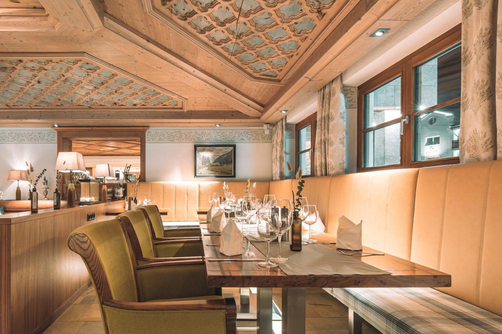 Hotel Olympia Ischgl Ngoại thất bức ảnh