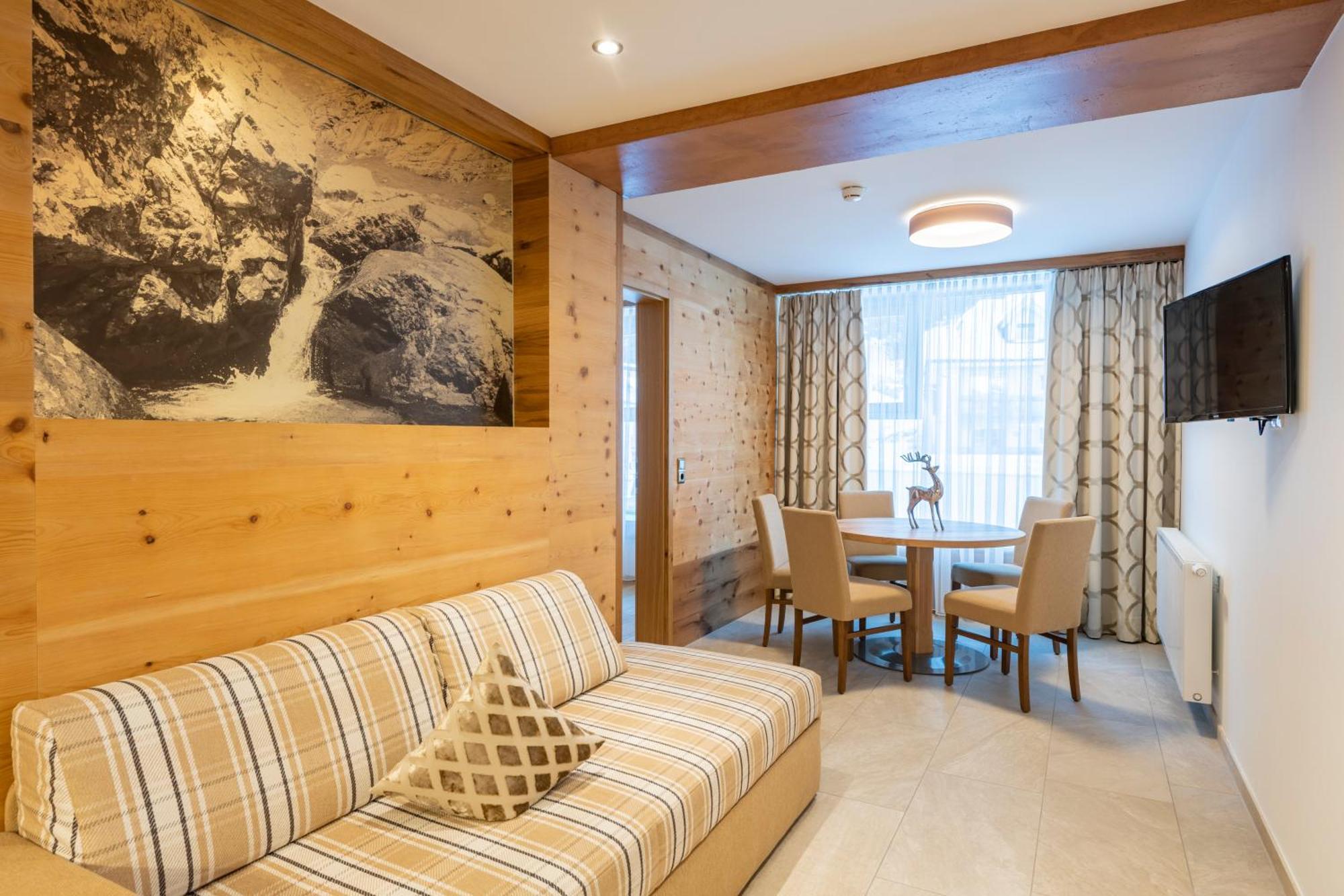 Hotel Olympia Ischgl Ngoại thất bức ảnh