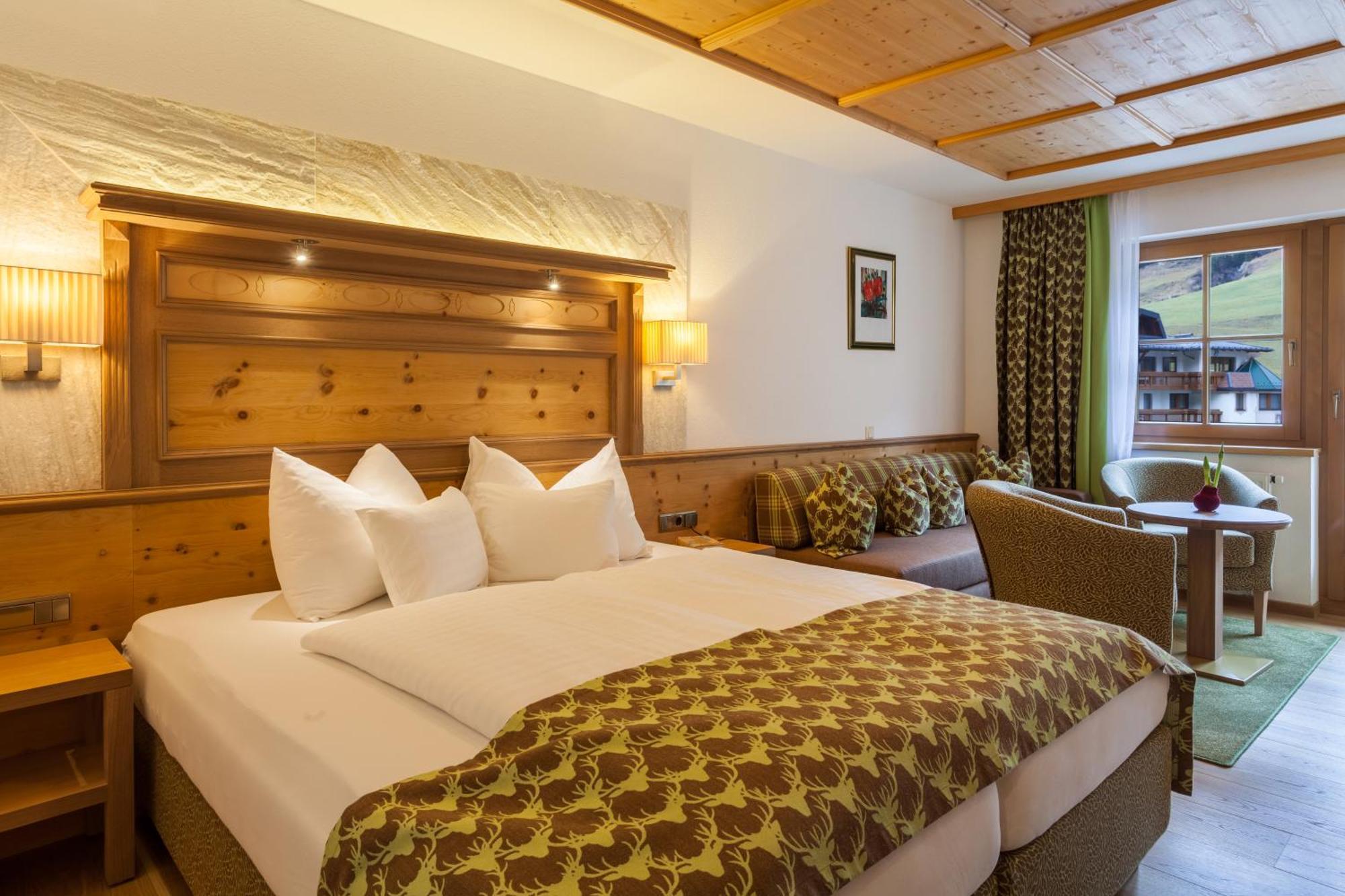 Hotel Olympia Ischgl Ngoại thất bức ảnh